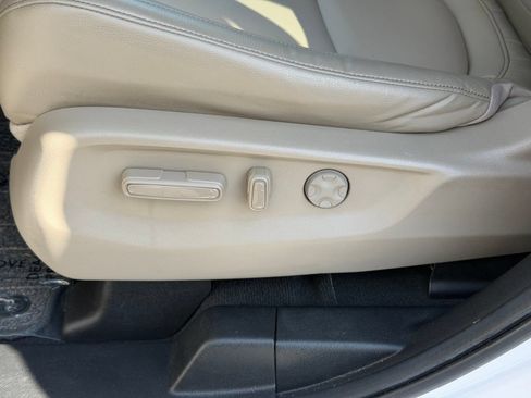 Used 2024 Honda Odyssey EX-L image 16