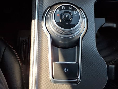 Used 2024 Ford Edge ST-Line AWD/4WD image 18