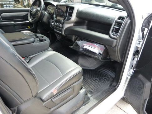 Used 2021 RAM 2500 Tradesman w/ Chrome Appearance Group AWD/4WD image 28