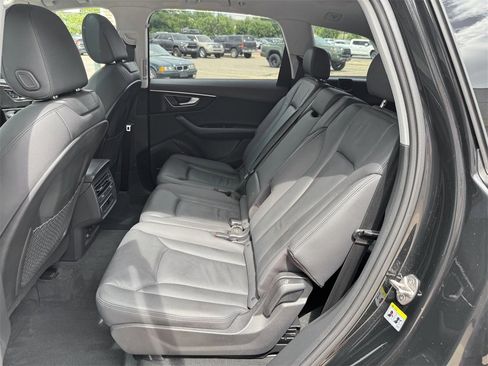 Used 2022 Audi Q7 3.0T Premium Plus w/ Premium Plus Package image 25
