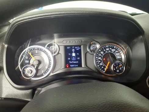 Used 2021 RAM 2500 Tradesman w/ Chrome Appearance Group AWD/4WD image 17