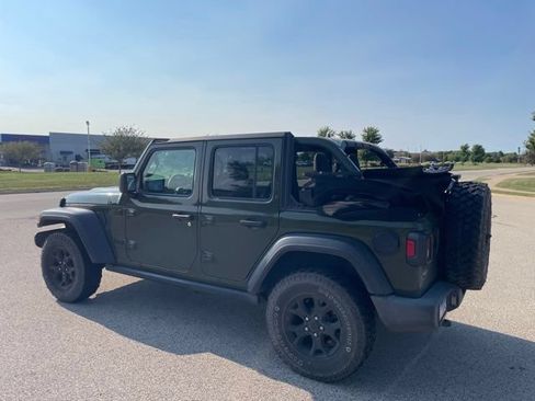 Used 2021 Jeep Wrangler Unlimited Sport AWD/4WD image 4