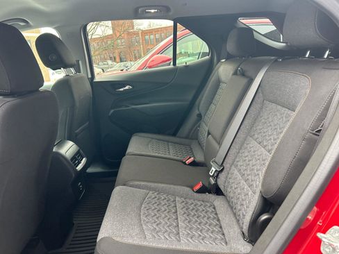 Used 2024 Chevrolet Equinox LT image 23
