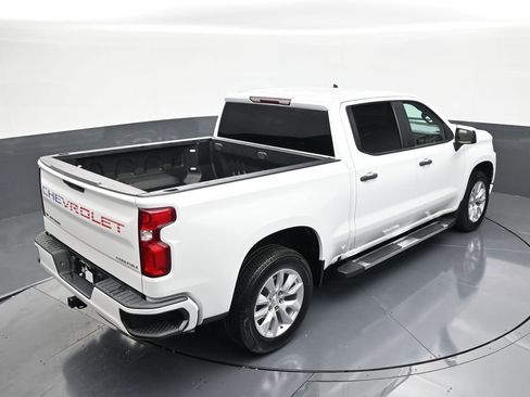 Used 2022 Chevrolet Silverado 1500 Custom RWD image 16