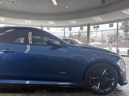 Used 2017 Cadillac ATS V w/ Carbon Fiber Package image 9