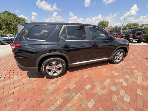 Certified 2024 Honda Pilot EX-L image 35