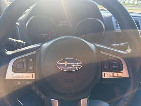 Used 2017 Subaru Outback 2.5i Limited AWD/4WD image 32
