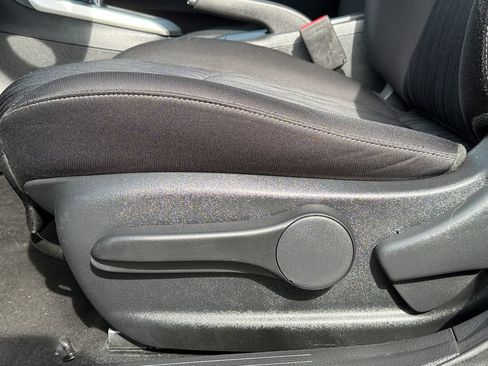 Used 2019 Nissan Sentra SV w/ Special Edition Package image 8