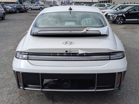 New 2025 Hyundai Ioniq 6 Limited image 2