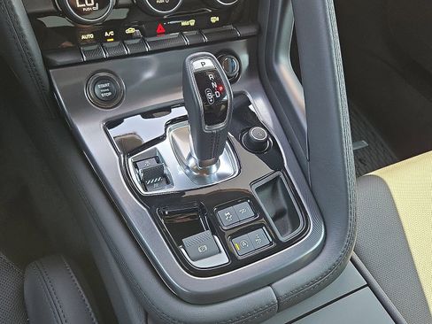 Used 2024 Jaguar F-TYPE R AWD/4WD image 35
