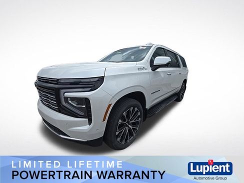 Used 2025 Chevrolet Suburban High Country w/ Sun And Tow Package image 7