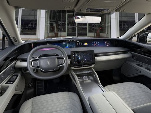 New 2026 Lincoln Nautilus Reserve w/ Jet Appearance Package image 9