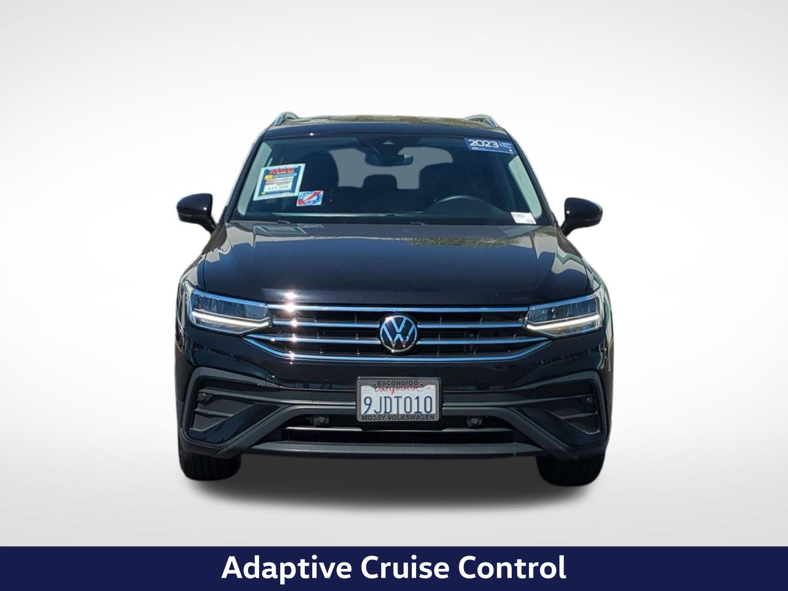 Used 2023 Volkswagen Tiguan SE FWD image 4