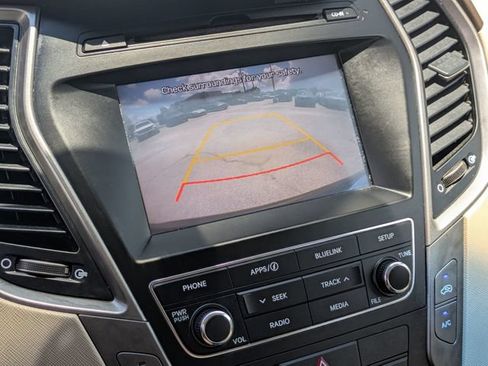 Used 2017 Hyundai Santa Fe Sport FWD image 21