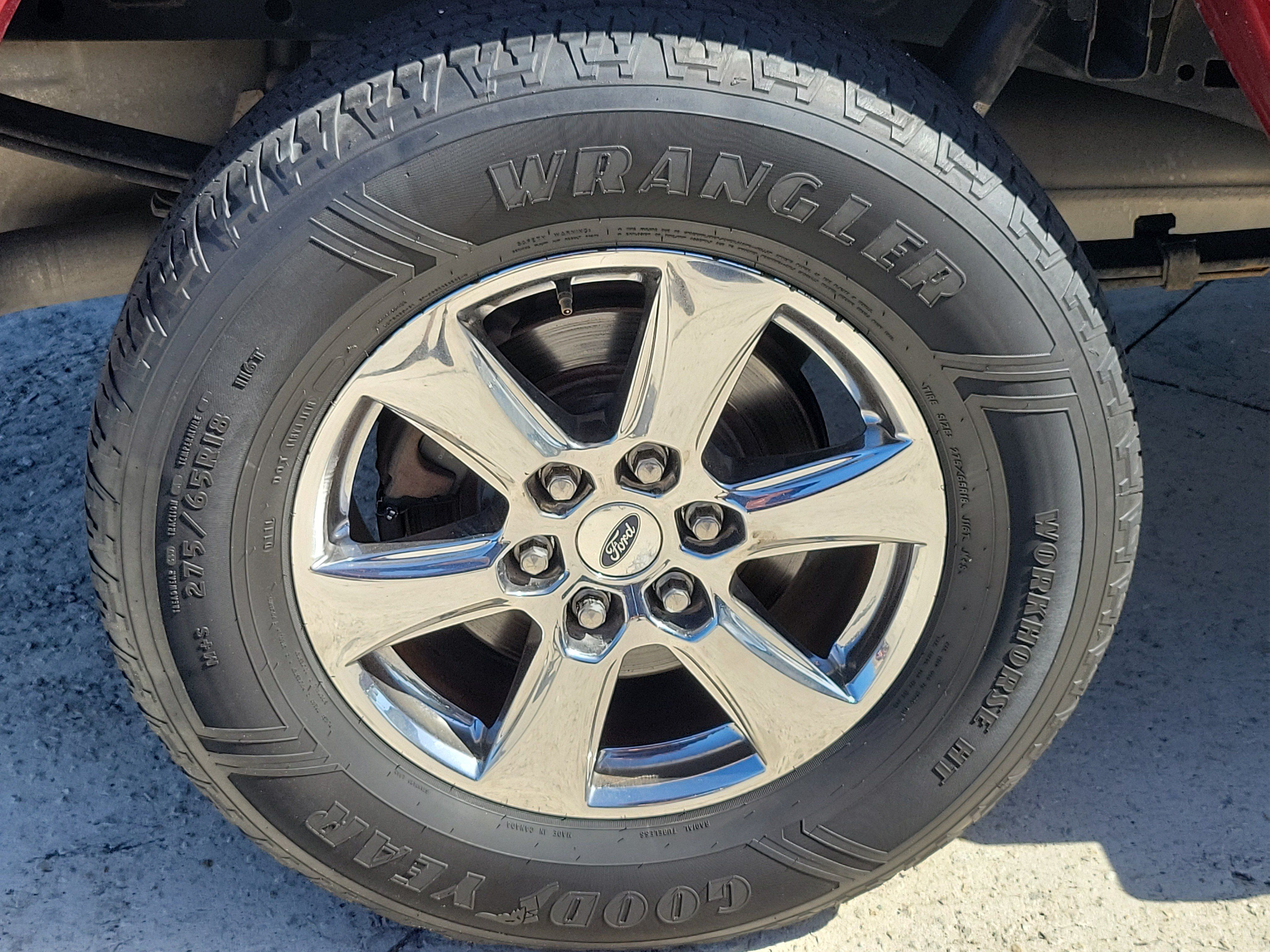 Used 2018 Ford F150 XLT w/ Equipment Group 302A Luxury AWD/4WD image 5