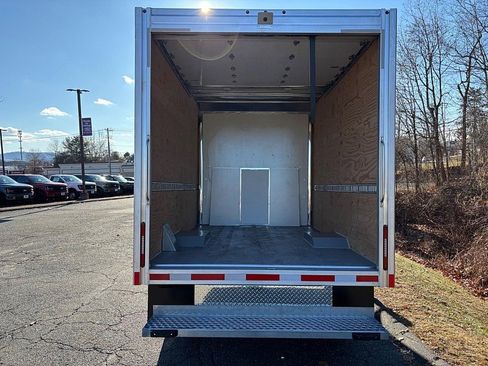 New 2025 Ford E-350 and Econoline 350 Super Duty w/ Power Equipment Group image 9