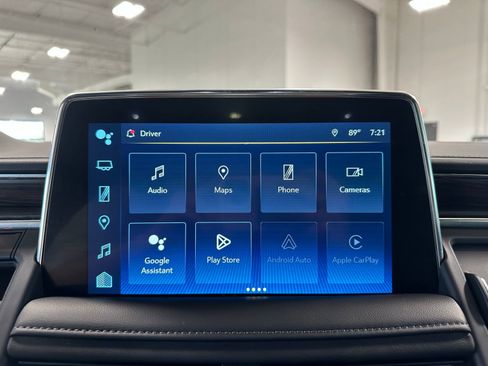 Used 2023 Chevrolet Tahoe Z71 w/ Luxury Package image 26