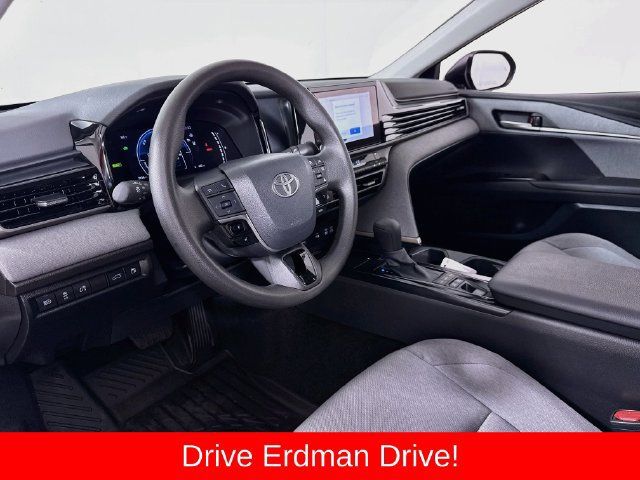 Used 2026 Toyota Camry LE FWD image 7