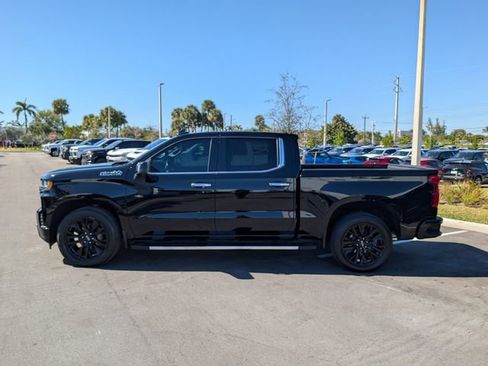 Used 2019 Chevrolet Silverado 1500 High Country w/ Technology Package image 4