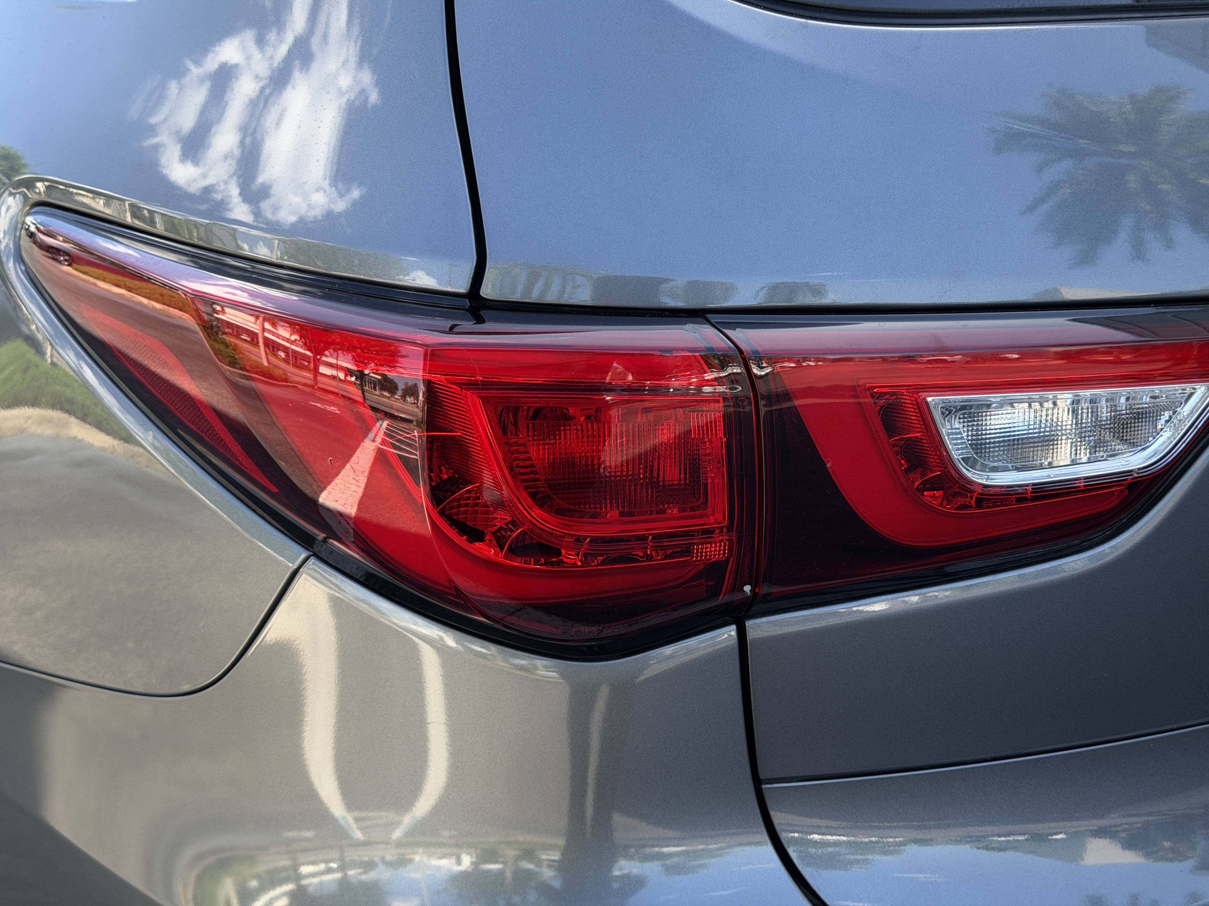 Used 2016 INFINITI QX60 FWD w/ Deluxe Technology Package image 10