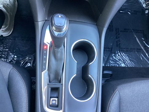 Used 2019 Chevrolet Equinox LT image 38