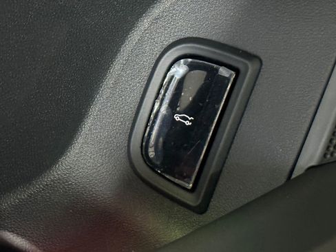 New 2026 Cadillac Lyriq Sport image 23