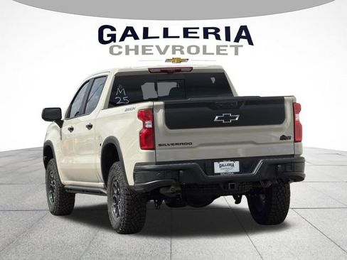 New 2026 Chevrolet Silverado 1500 ZR2 w/ ZR2 Bison Edition AWD/4WD image 5