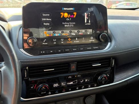 Certified 2022 Nissan Rogue Platinum w/ Head-Up Display Package image 11