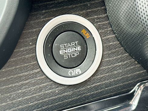 Used 2023 RAM 1500 Limited w/ Trailer Tow Group RWD image 20