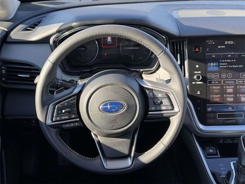Used 2025 Subaru Outback Premium image 21