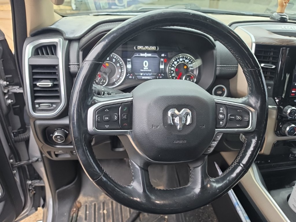 Used 2019 RAM 1500 Laramie RWD image 23