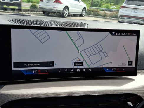 Used 2025 BMW 430i xDrive Coupe w/ Convenience Package image 16