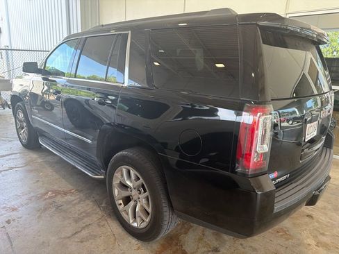 Used 2017 GMC Yukon SLT w/ Open Road Package RWD image 2
