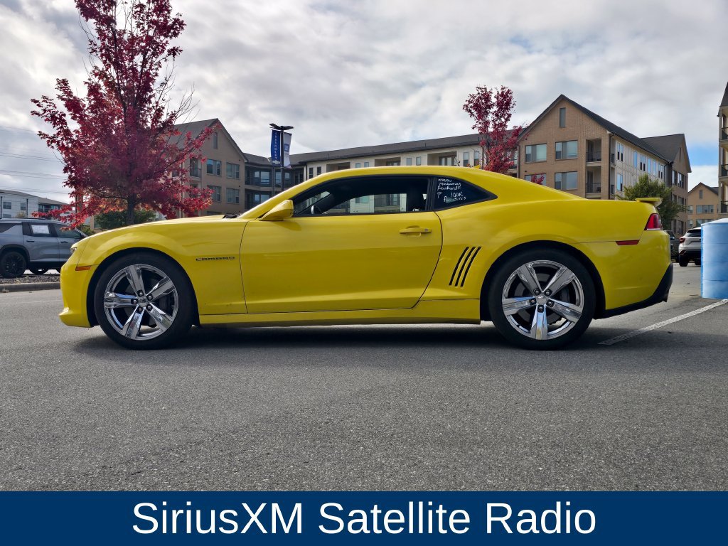 Used 2014 Chevrolet Camaro SS w/ RS Package RWD image 4