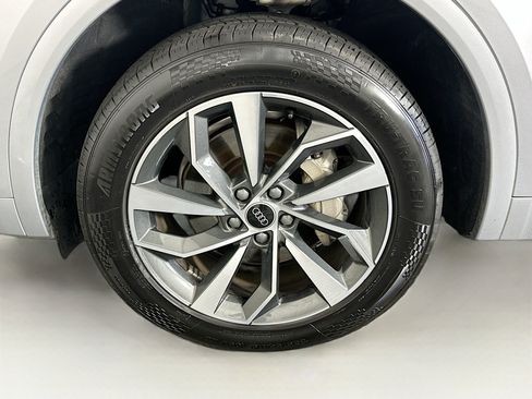 Used 2024 Audi Q5 2.0T Premium Plus AWD/4WD image 11