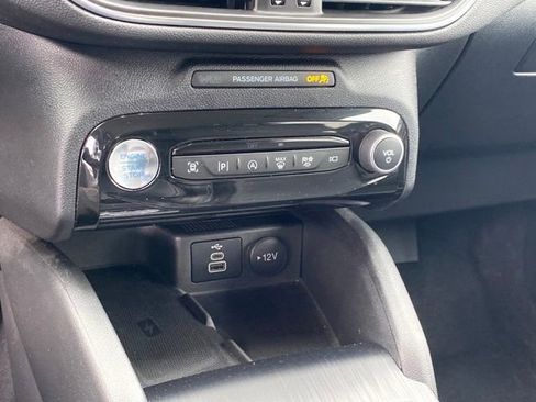 Used 2024 Ford Escape Platinum image 12