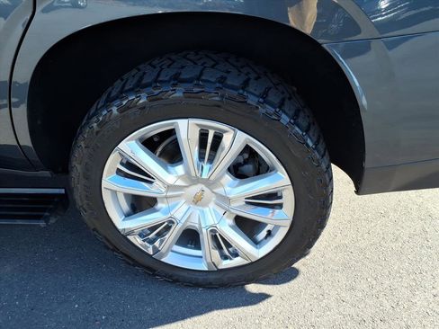 Used 2021 Chevrolet Tahoe High Country w/ Premium Package image 22