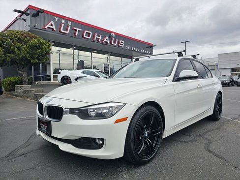 Used 2013 BMW 320i Sedan RWD image 1