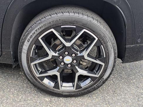 Certified 2025 Chevrolet Traverse High Country w/ LPO, Floor Liner Package AWD/4WD image 33