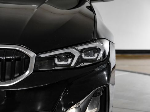 Used 2025 BMW 330i Sedan w/ Convenience Package RWD image 62