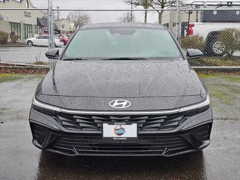 New 2026 Hyundai Elantra Sport FWD image 2
