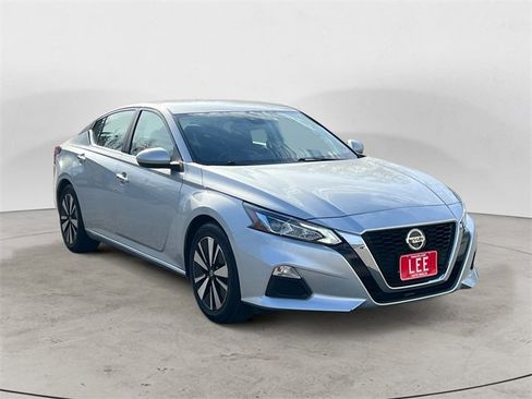 Used 2022 Nissan Altima 2.5 SV image 7