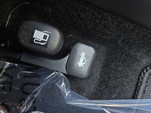 New 2026 Hyundai Elantra SE FWD image 21