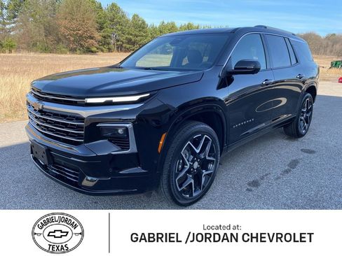 New 2026 Chevrolet Traverse High Country w/ LPO, Floor Liner Package FWD image 1