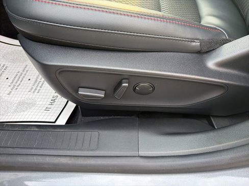 Used 2026 Ford Escape ST-Line w/ Tech Pack #1 image 29