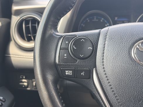 Used 2018 Toyota RAV4 XLE AWD/4WD image 23