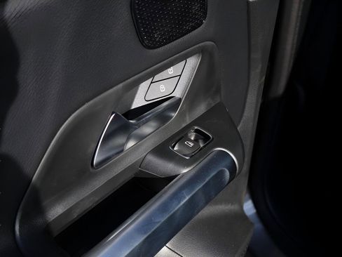New 2026 Mercedes-Benz GLB 250 4MATIC image 28