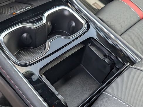 New 2026 Chevrolet Traverse RS w/ LPO, Floor Liner Package FWD image 22