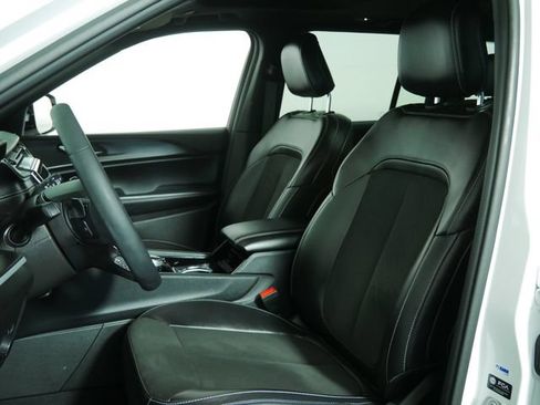 Certified 2023 Jeep Grand Cherokee Altitude AWD/4WD image 20
