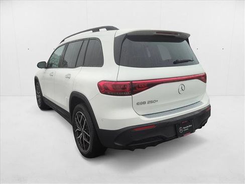 Certified 2023 Mercedes-Benz EQB 250+ image 10